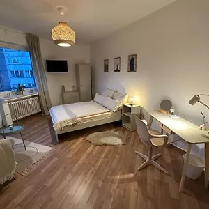 Mit Wohnkuche & Balkon Apartment Düsseldorf